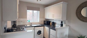 Derby Luxury Apartment - Foss Road- Sleeps4