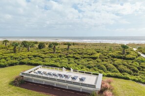 Property grounds - Beachfront Escape w Balcony+Pool (Hilton Head Island)