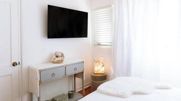 3 chambres, fer et planche à repasser, lit parapluie, Wi-Fi gratuit