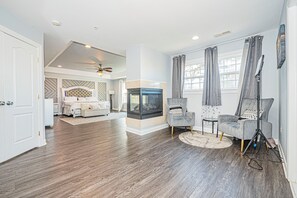 5 chambres, fer et planche à repasser, Wi-Fi, draps fournis