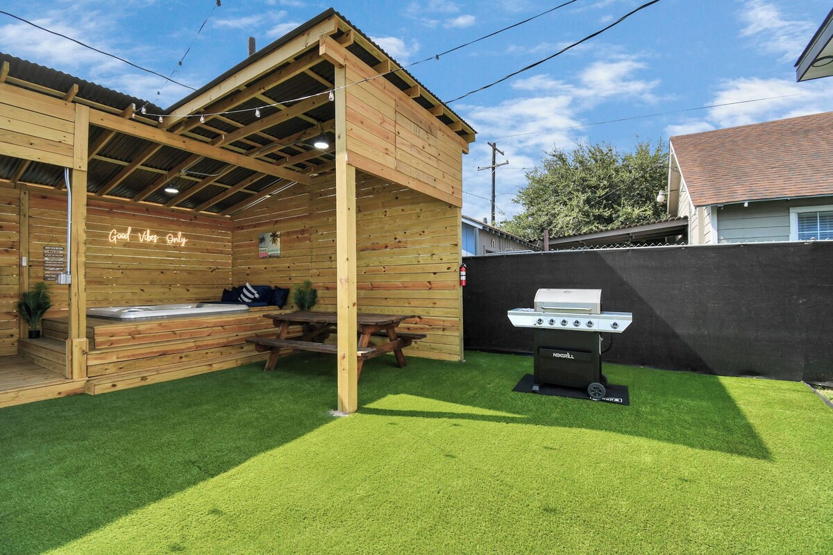 Photo 10 of Chill House, Private and Relaxing House with Hot Tub Spa and Games