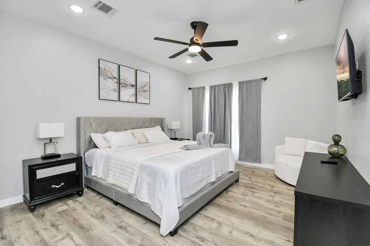 Photo 25 of Chill House, Private and Relaxing House with Hot Tub Spa and Games