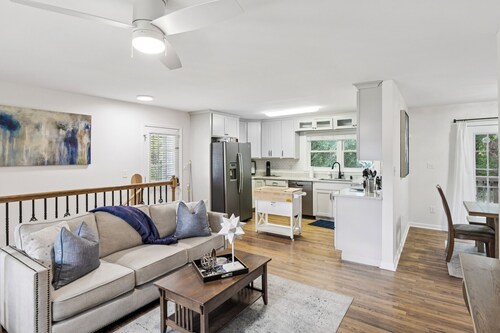 Cozy 3BR Home in Fayetteville with AC