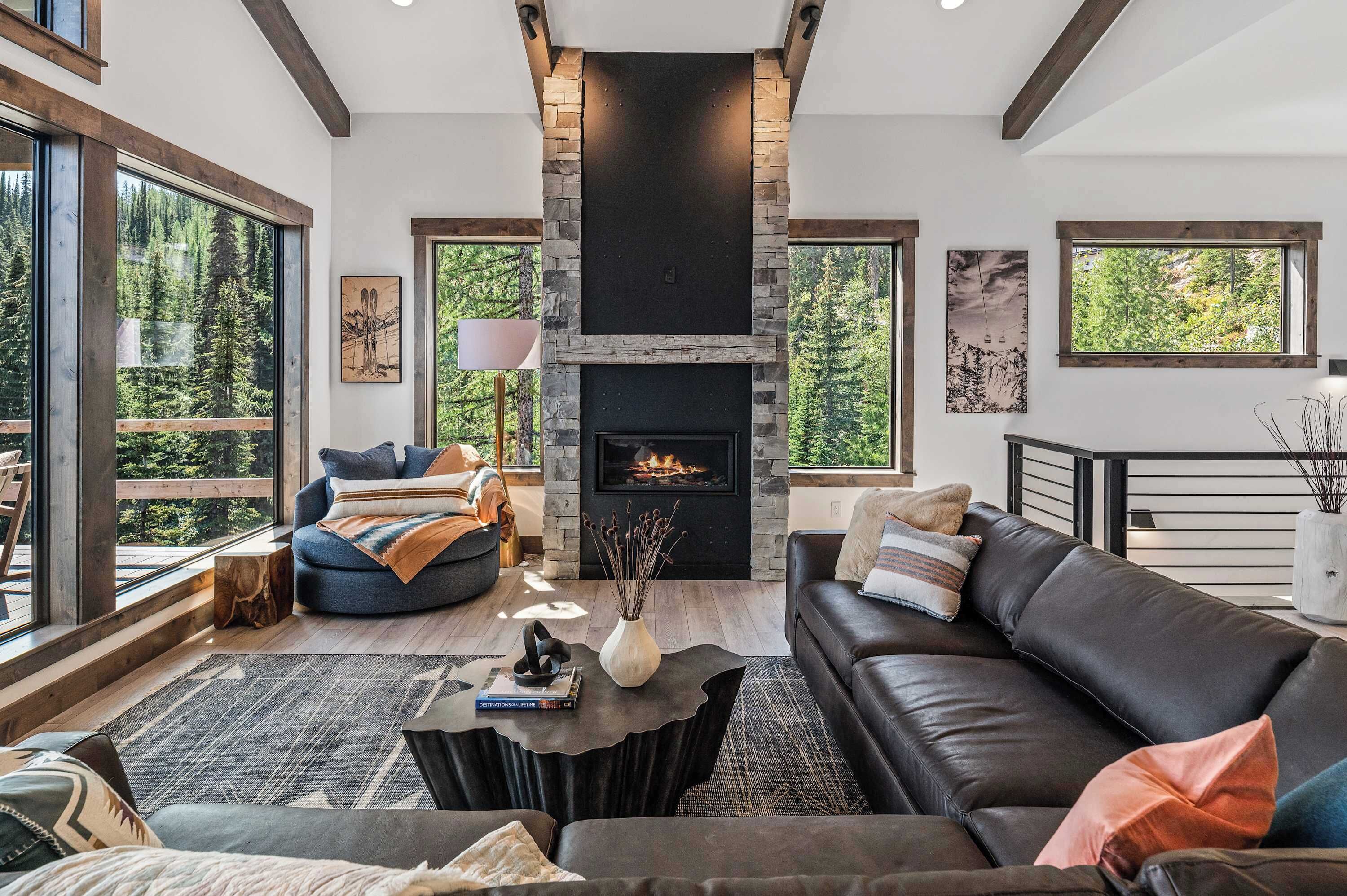 Smart TV, fireplace, table football, offices