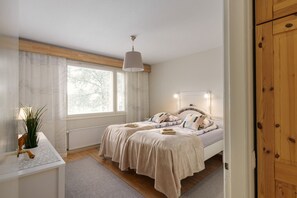1 bedroom, iron/ironing board, free WiFi, bed sheets - Comfy City Centre Apartment in Rovaniemi (Rovaniemi)