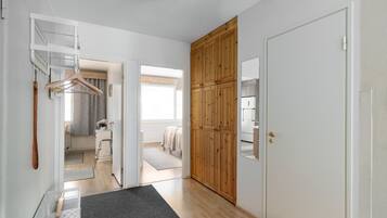 1 bedroom, iron/ironing board, free WiFi, bed sheets