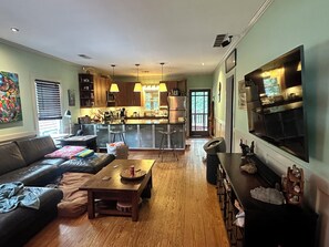 TV, fireplace - West Midtown ATL Gem: 2BR w/ Fire Pit & Patio Near Stadium for 2026 World Cup (Atlanta)