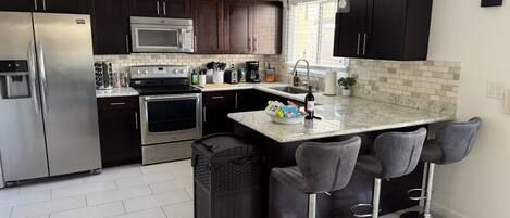 Microwave, oven, stovetop, dishwasher