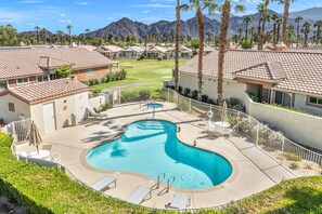 Luokittelematon kuva, 2 kautta 45, painike