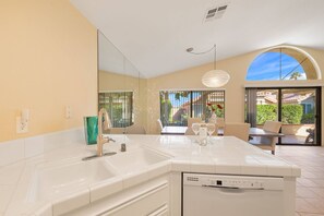 Interior - Seasons Greetings Sale (Palm Desert)