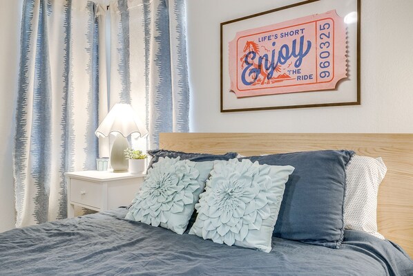 1 chambre, fer et planche à repasser, Wi-Fi gratuit, draps fournis