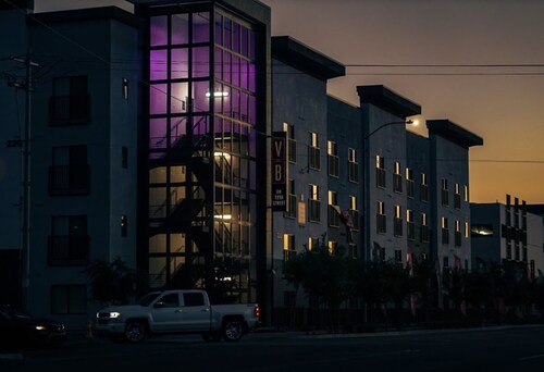 Cozy Downtown/ Central Phoenix 1-bedroom Apt in delightful area fitness room, AC