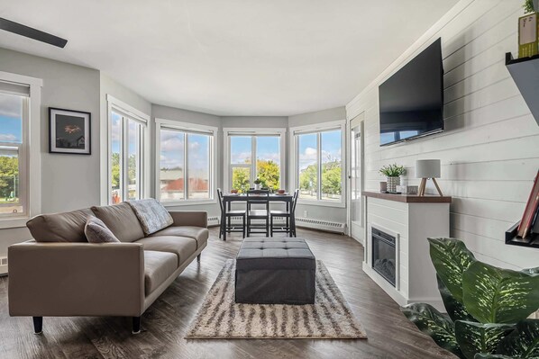 TV, fireplace, offices - Lakefront Lookout  1BR Condo on Lakeshore Drive! (Sylvan Lake)