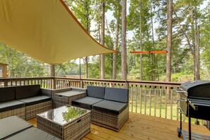 Property grounds - 5 Mi to Stone Mountain: Family Home (Lithonia)