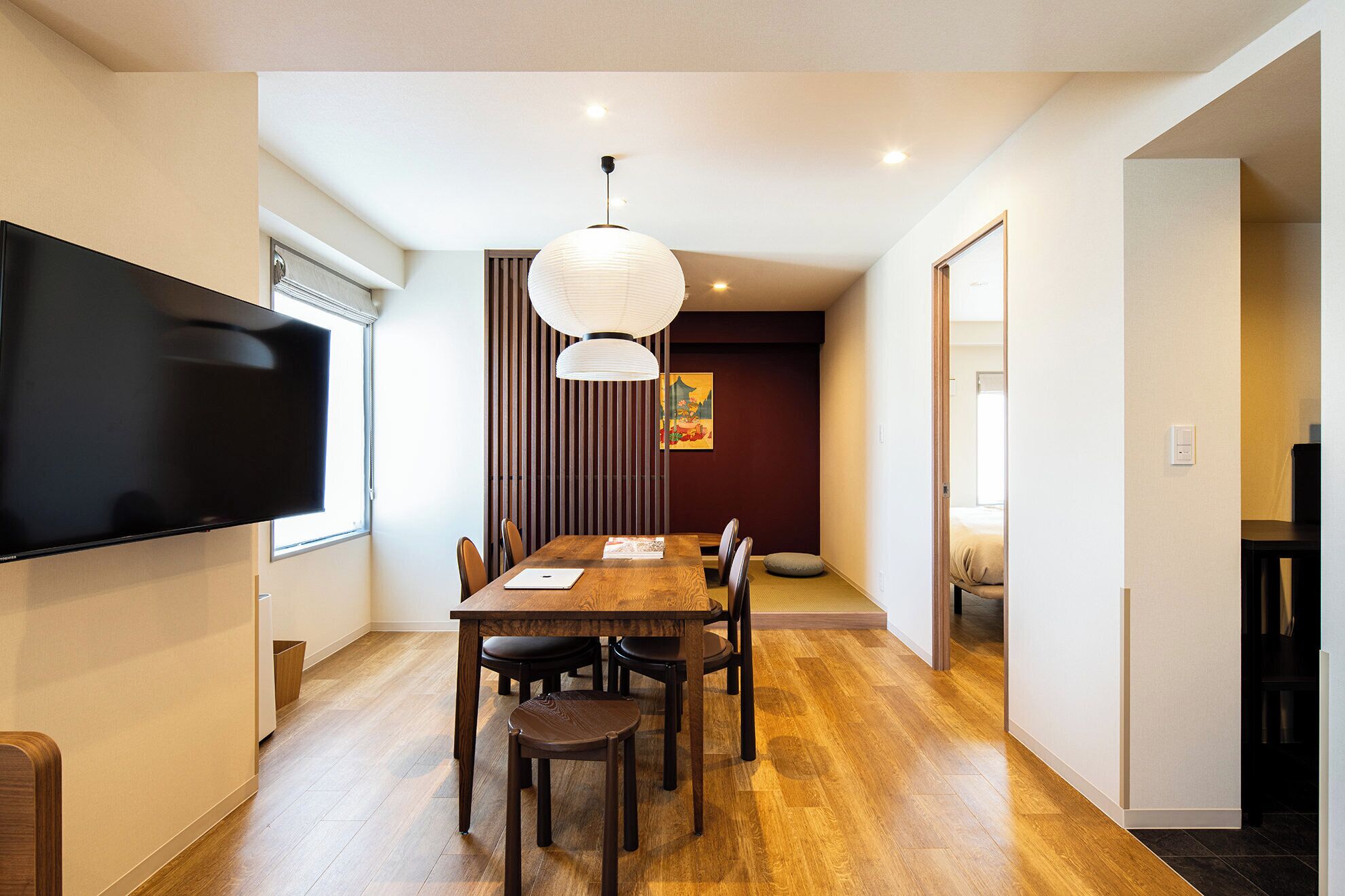 Sauna Suite | Dining room