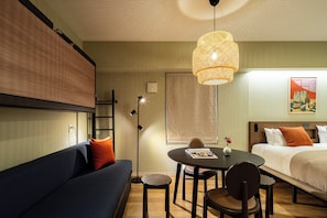 Deluxe Studio Apartment