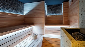 Sauna Suite | Bathroom | Hair dryer, slippers