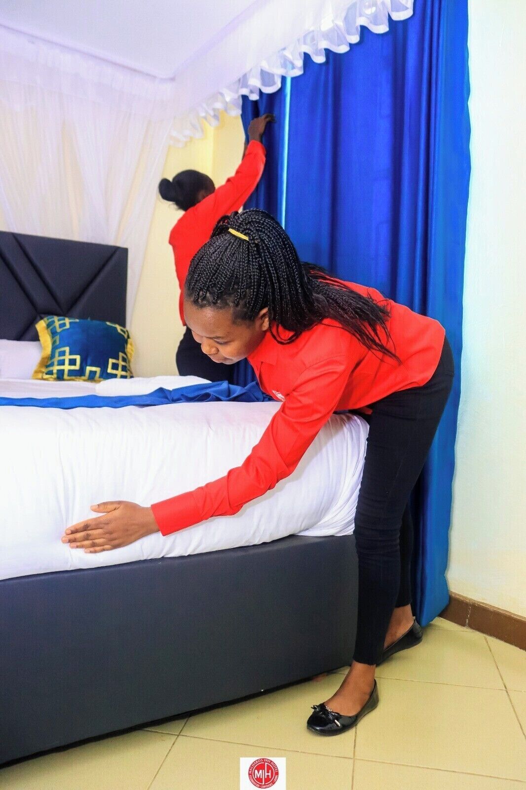 Phòng đôi tiện nghi đơn giản, quang cảnh thành phố | Hiên