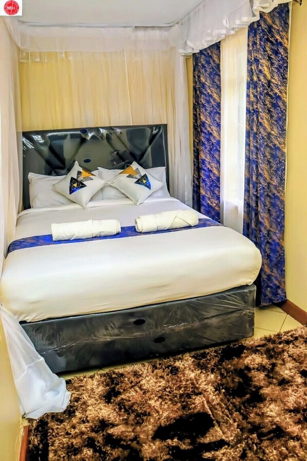 Classic Double Room, City View | Terrace/patio