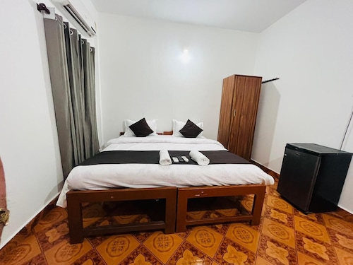 Hotel Sai Deep Place