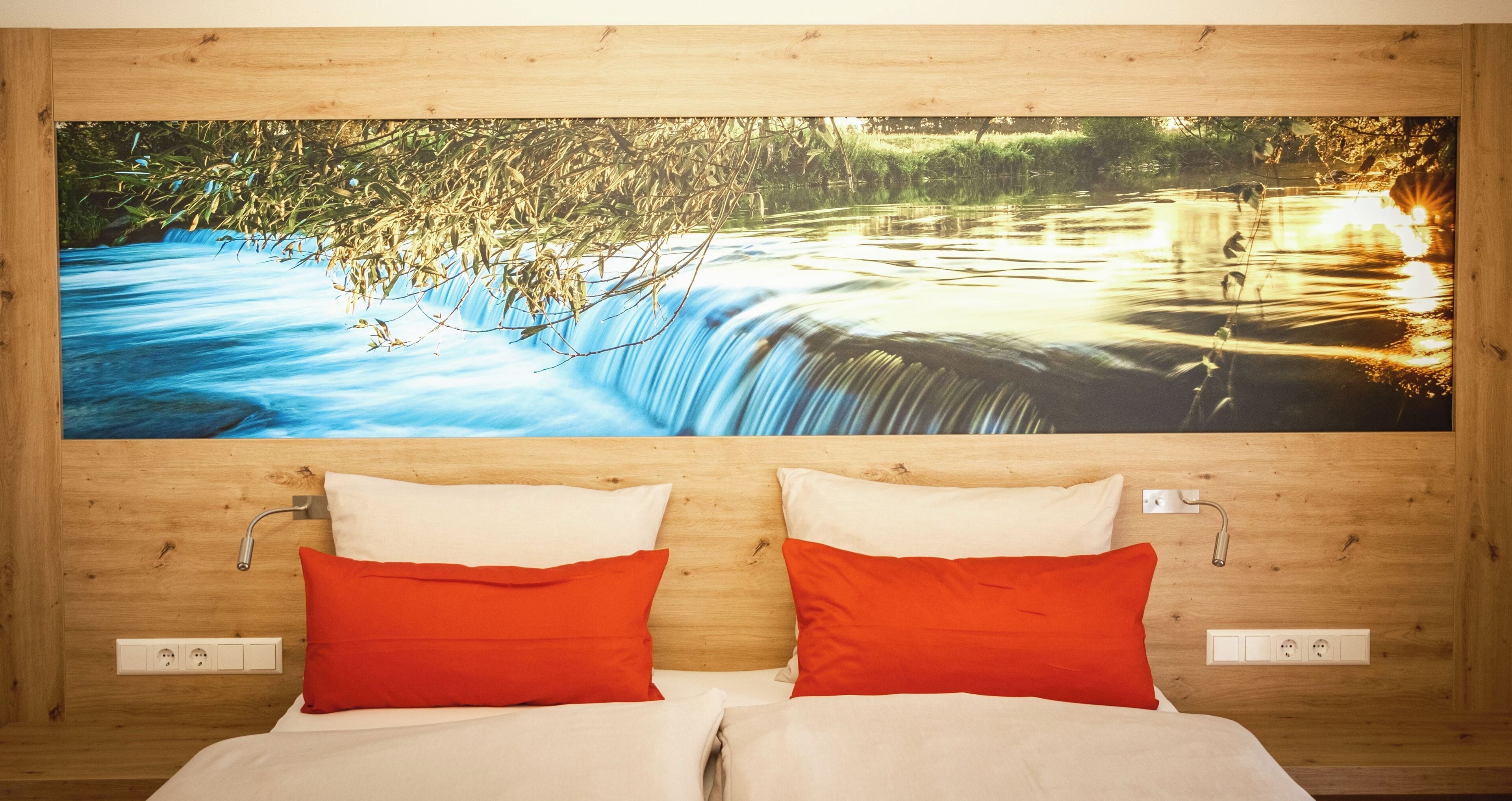 Habitació doble Comfort, balcó | Wifi gratuïta i habitacions accessibles amb cadira de rodes 