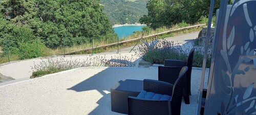 Gite 2 personnes - à 10 mn du Lac Monteynard Avignonet - TREFFORT