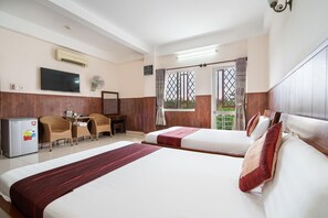 1 soverom, skrivebord, wi-fi (inkludert) og sengetøy