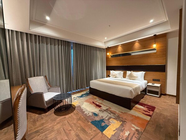 Executive Double Room | Blackout curtains, iron/ironing board, free WiFi