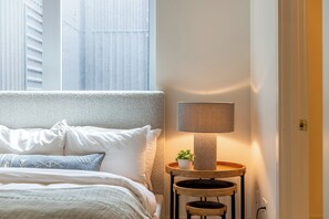 8 Schlafzimmer, Schreibtisch, Bügeleisen/Bügelbrett, kostenloses WLAN