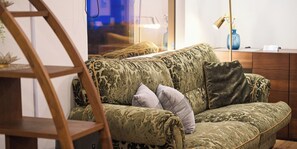 Villa, 1 Bedroom, Non Smoking, Ocean View | Living room | Flat-screen TV
