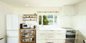 Villa, 1 Bedroom, Non Smoking, Ocean View | Private kitchen | Full-size fridge, microwave, stovetop, toaster