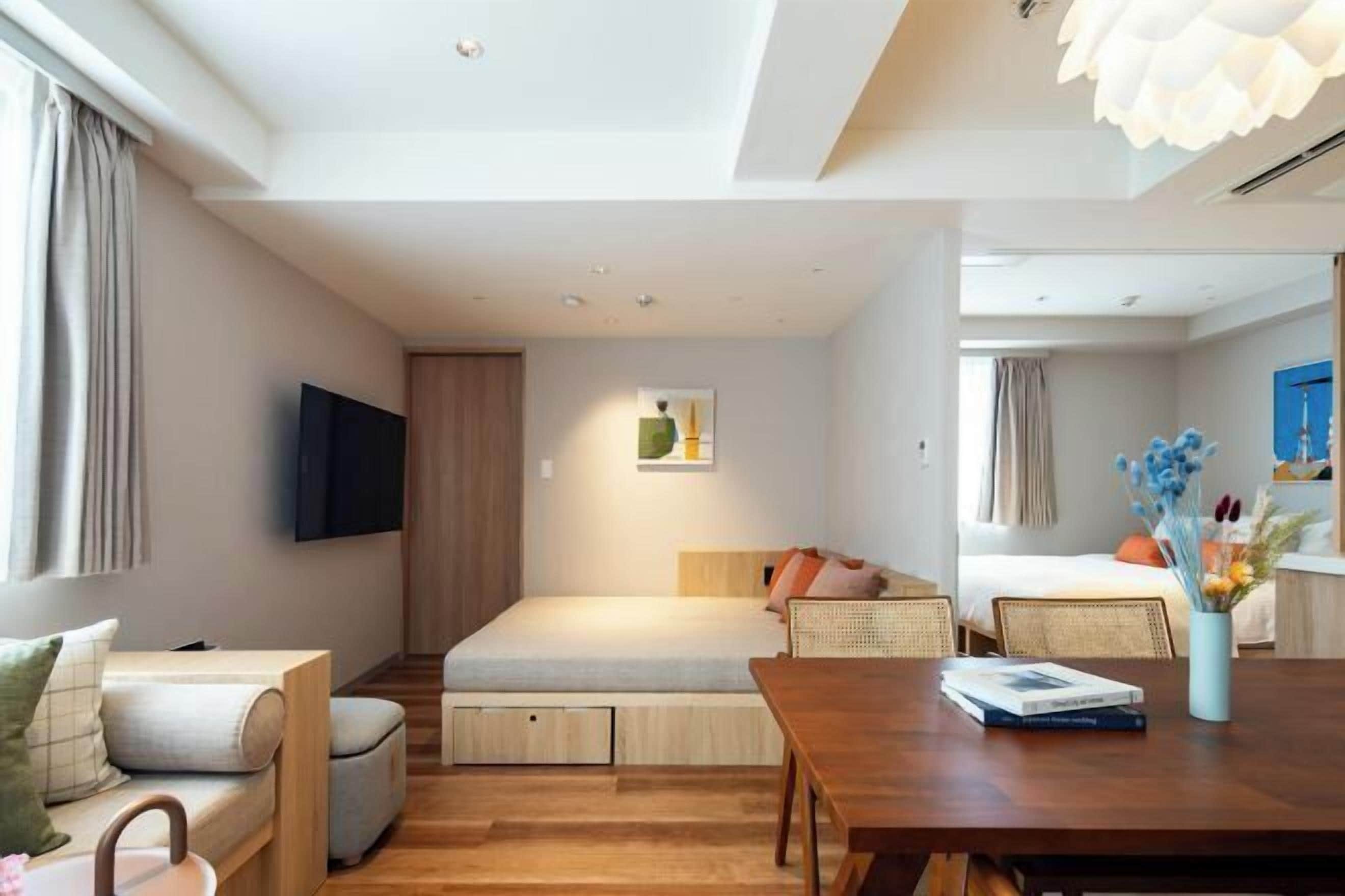 Fer et planche à repasser, Wi-Fi gratuit, draps fournis