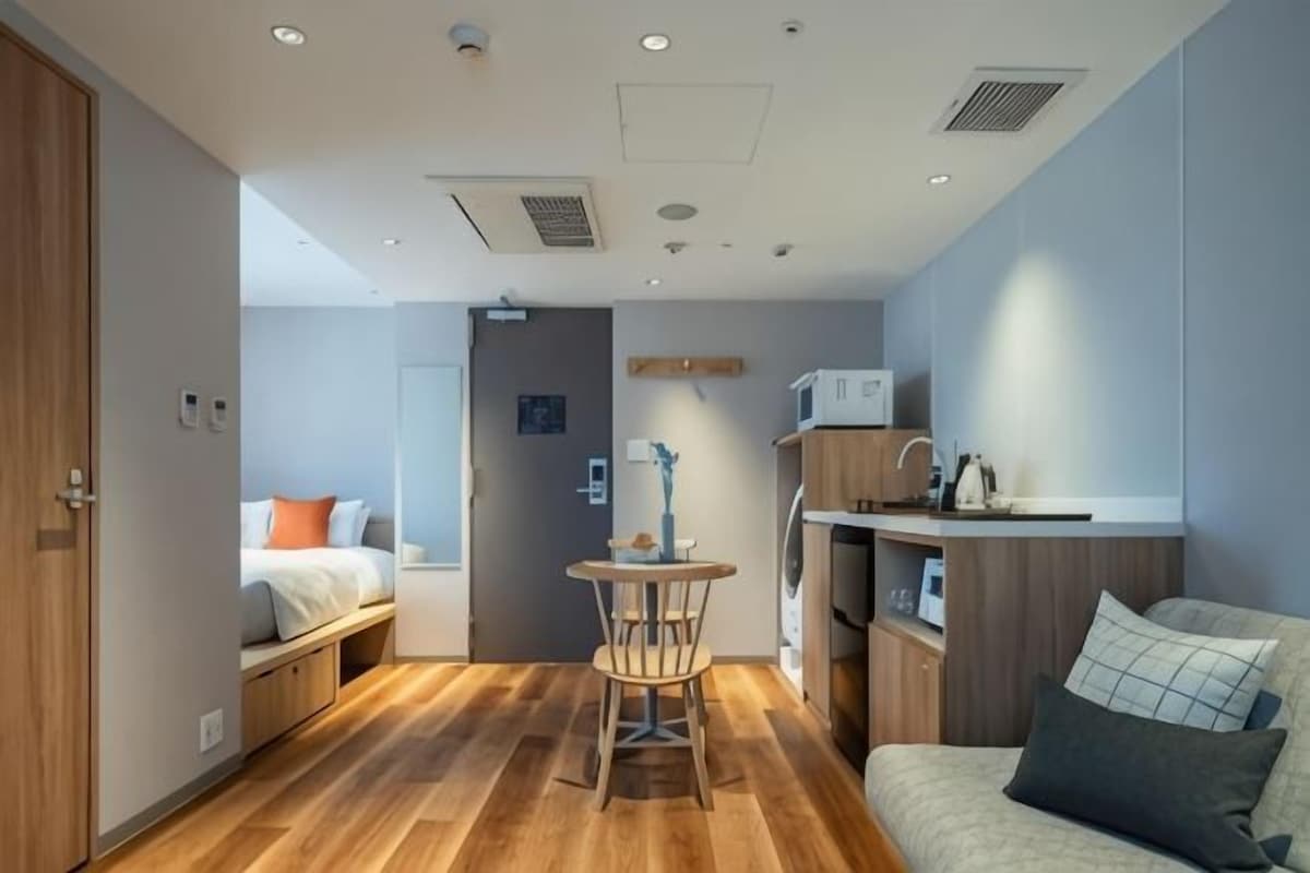 Iron/ironing board (on request), WiFi (free), bed sheets