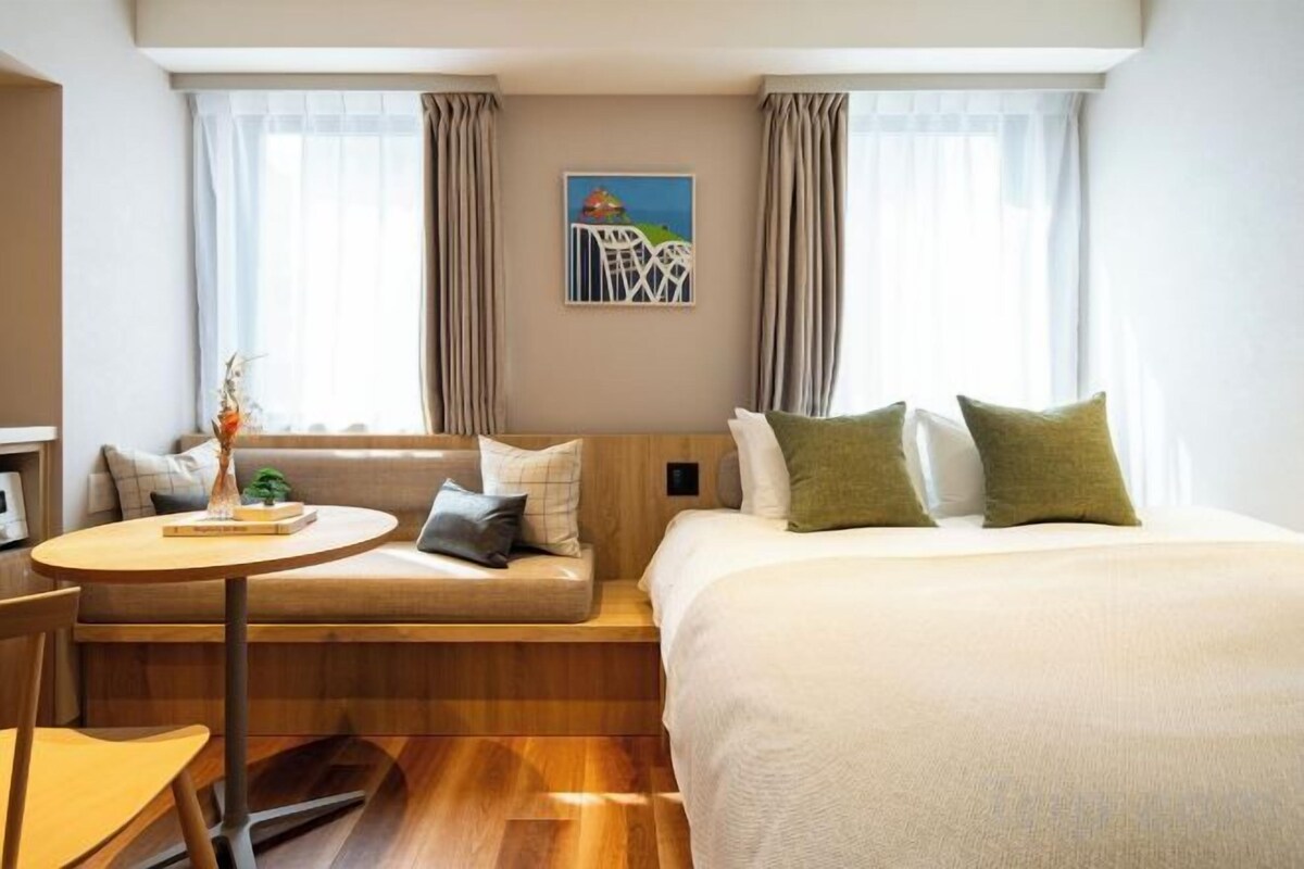Iron/ironing board (on request), WiFi (free), bed sheets