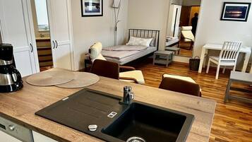 1 Schlafzimmer, Internetzugang, Bettwäsche