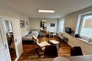 1 bedroom, Internet, bed sheets