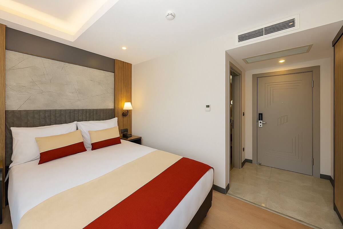 Comfort Double Room | Free WiFi
