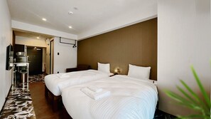 Comfort Twin Room, Balcony | Desk, free WiFi