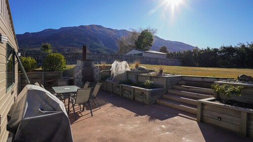 Cosy cottage in lake Hawea