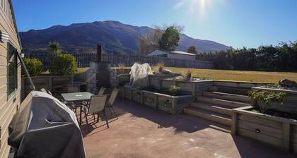 Cosy cottage in lake Hawea