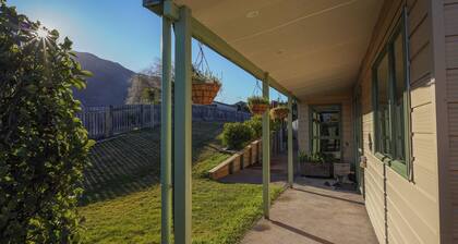 Cosy cottage in lake Hawea