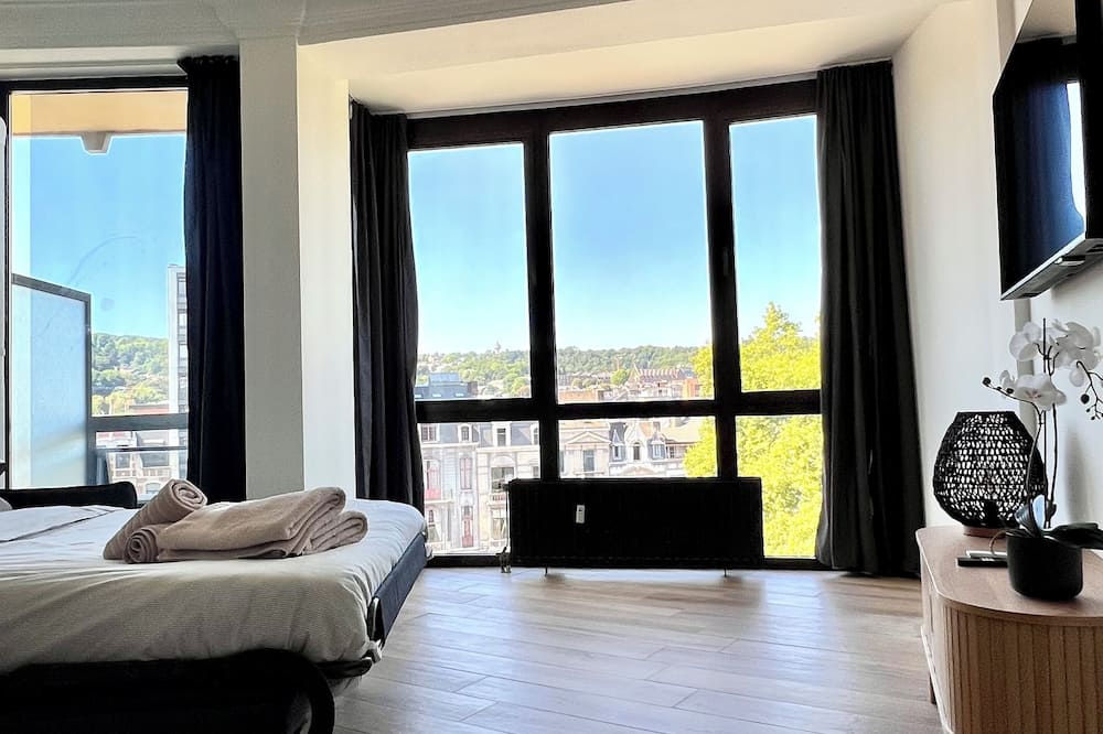 Cozy fully equipped center Liege for 4