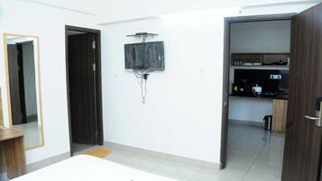 Apartemen Standar, 3 kamar tidur, gedung tambahan | Setrika/meja setrika, Wi-Fi gratis, dan seprai linen