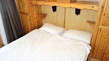 2 bedrooms, internet