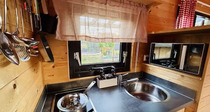 Chalet 'Josef' mit privater Terrasse, privatem Garten und WLAN