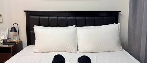 1 bedroom, iron/ironing board, internet