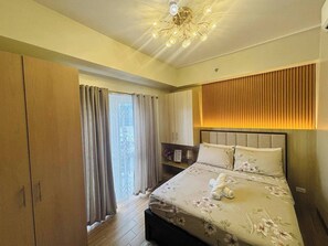 1 habitación, acceso a internet y ropa de cama