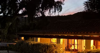 Chalet 'Finca El Búho Oak Natural Park' with Natural Park Views, Wi-Fi & Air Conditioning