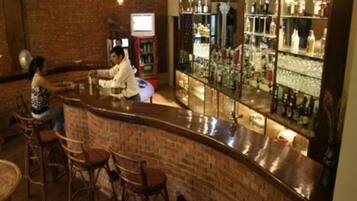 Bar (in der Unterkunft)