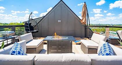 10 Min to DT - Rooftop Garage Firepit W D